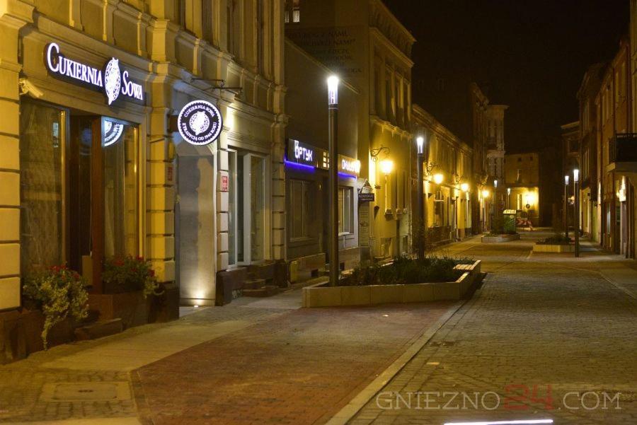 Marzec Apartamenty Гнезно Екстер'єр фото