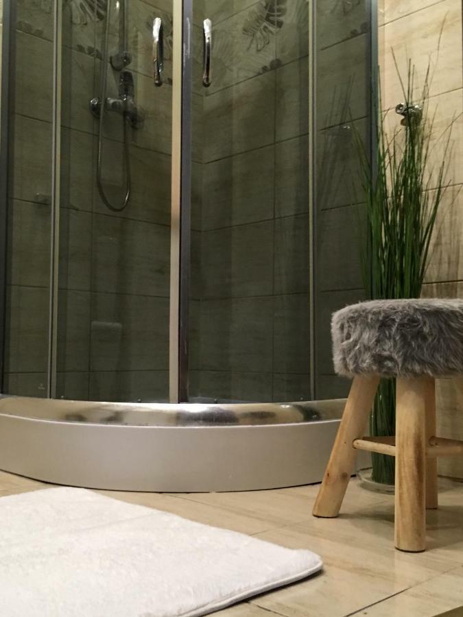 Marzec Apartamenty Гнезно Екстер'єр фото