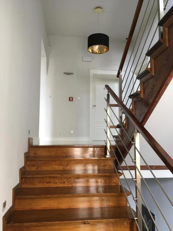 Marzec Apartamenty Гнезно Екстер'єр фото